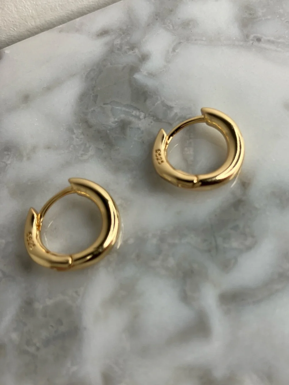 Medium Wave Chunky Hoop Earrings | 14K Gold Plated | Statement Hoops 10 mm
